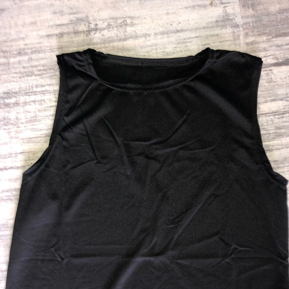 Short Black Dress size Large - Picture 3 of 7